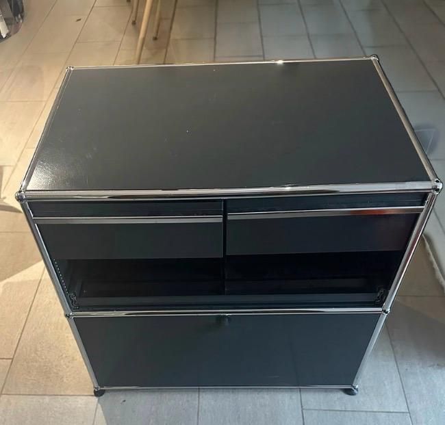 USM Commodes: USM Haller Kommode – D'occasion à Endingen par country_family 1