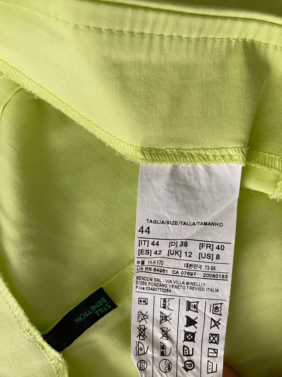 Benetton Hosen: Benetton Hose & Mango Bluse – Gebraucht aus Zollikerberg von Jvac2 7