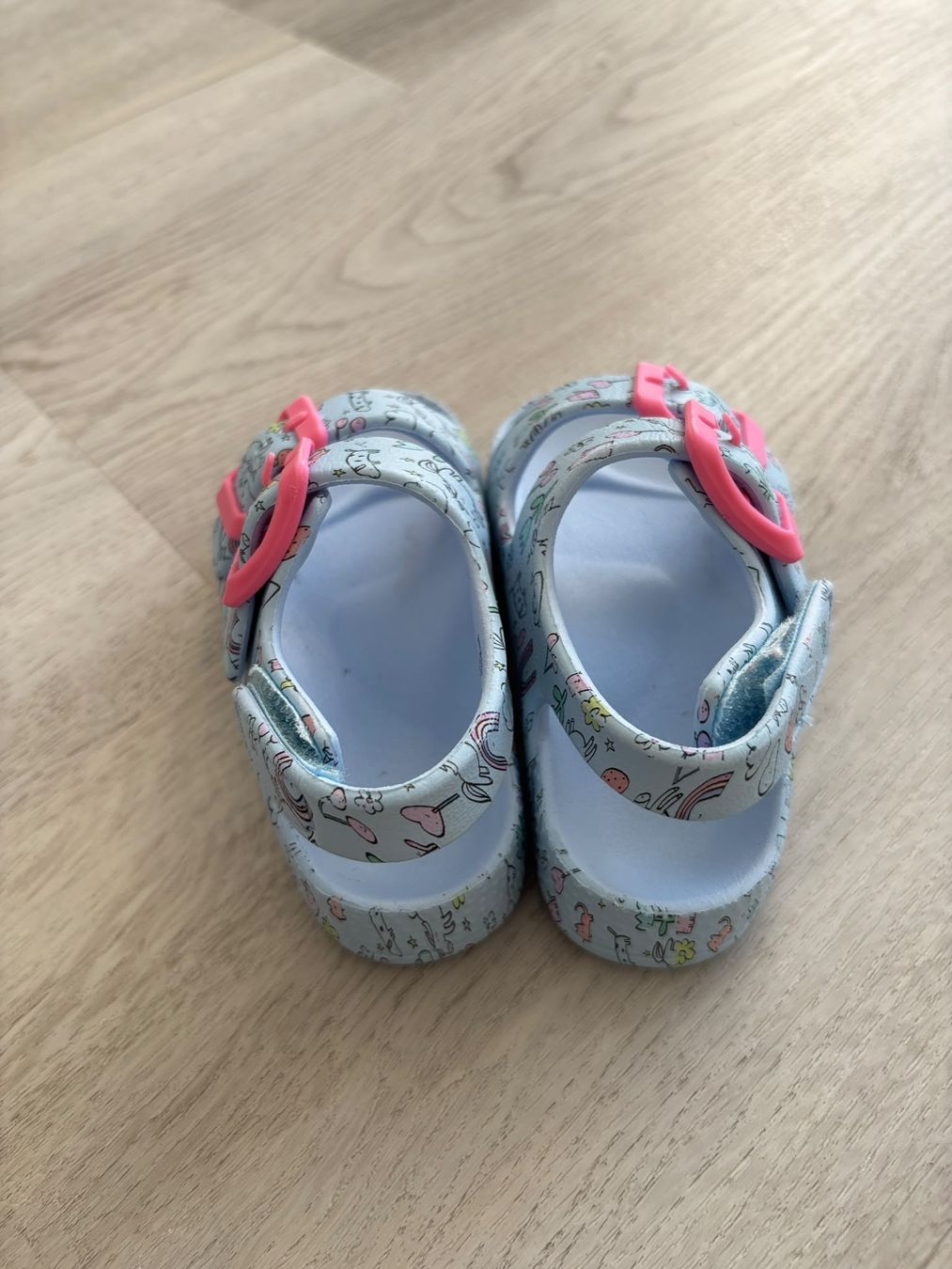 Schuhe für Jungen: Kinder Clogs Gr. 20 – Gebraucht aus Hochfelden von rub_rnw5 5