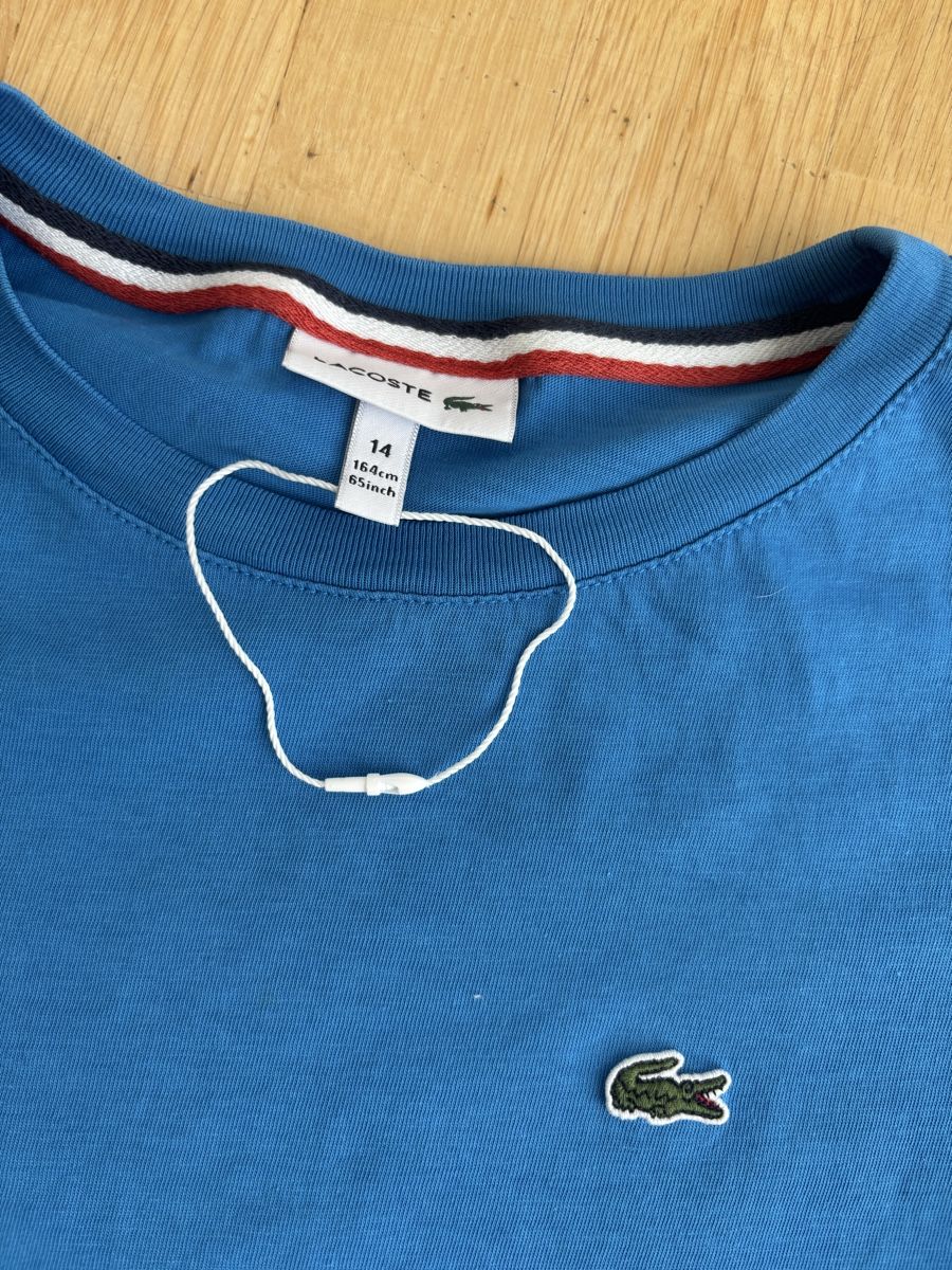 Lacoste T-Shirts: T shirt lacoste  – Neu (gemäss Beschreibung) aus Lausanne von p.r_chrstn 1