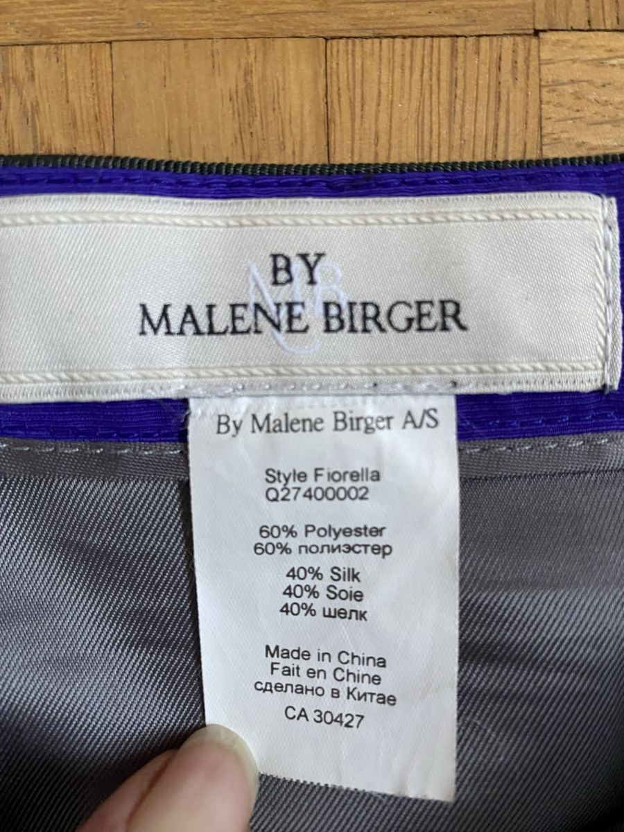 Malene Birger Gonne: Designerjupe Malene Birger Gr.M – Usato da Möhlin venduto da Nelsson 1