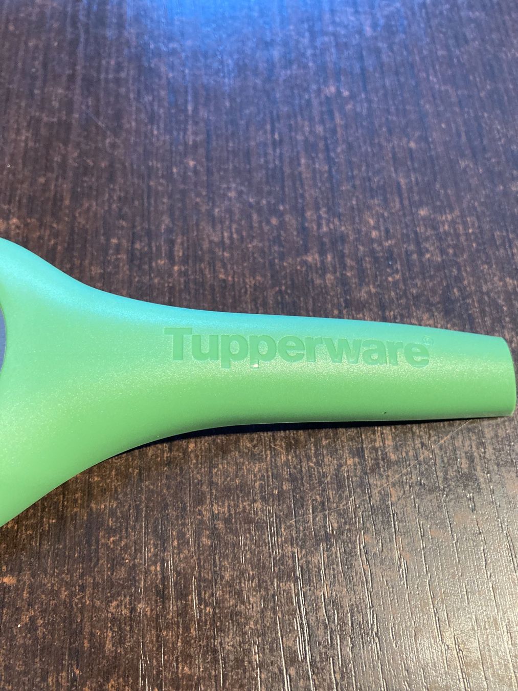 Tupperware Behälter & Ähnliches: Râpe pour les fruits ou fromages Tupperware neuf – Gebraucht aus Domdidier von qatar1973 1