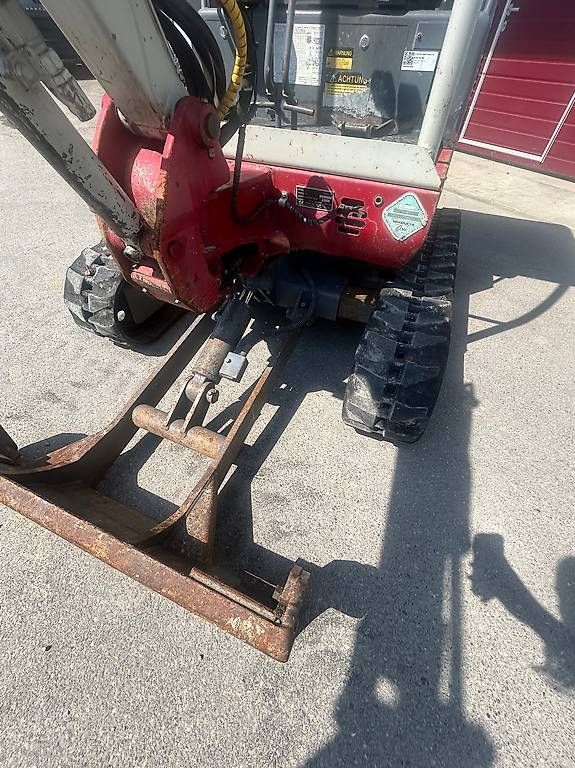 Takeuchi Excavateurs: Bagger Takeuchi TB016 Minibagger – D'occasion à Grüningen par Werk89.zuerich 6