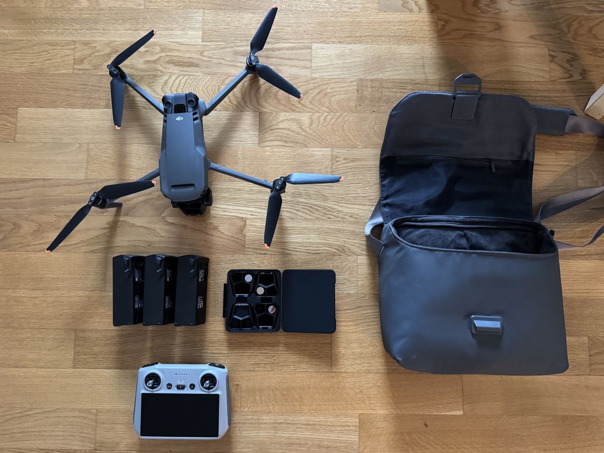 DJI Modellismo RC: Dji Mavic 3 Pro Fly more bundle & ND Filters – Usato da Stettlen venduto da Picturemotion