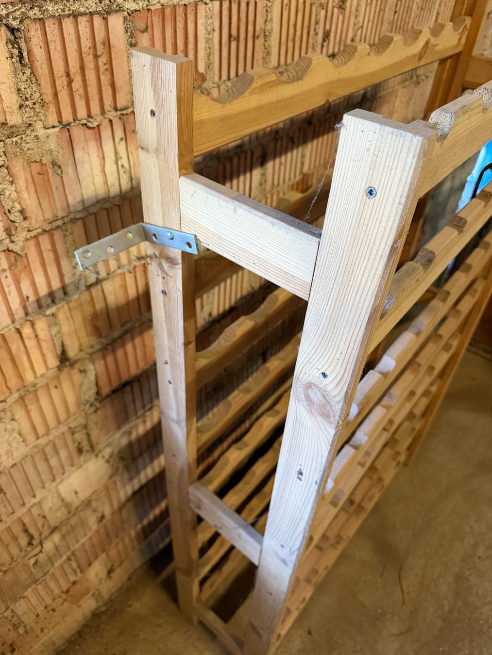 Scaffali: Weinregal – Usato da Grellingen venduto da syno28 1