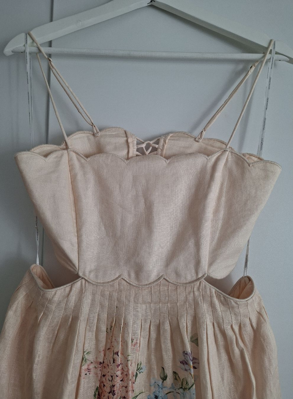 Zimmermann Vestiti: Zimmermann Scallop Midi Leinendress – Nuovo (secondo la descrizione) da Riehen venduto da jlj_st82 1