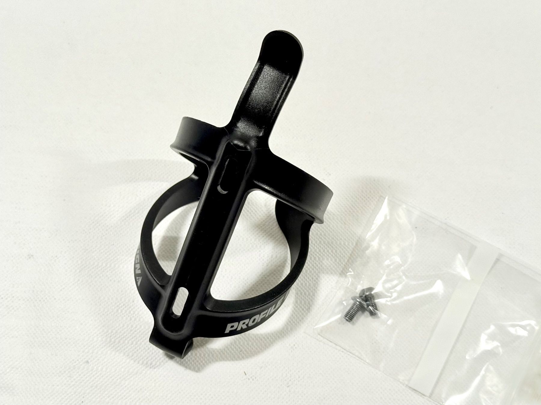 Pezzi di ricambio: PROFILE DESIGN Bottle Cage Flaschenhalter 35g mit Schrauben – Usato da Luzern venduto da bikeandbeltcom 2