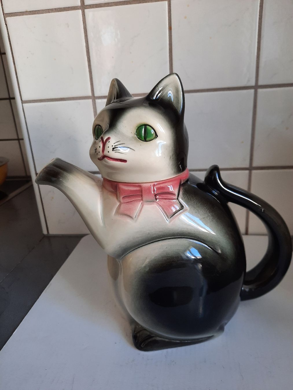 Théières: Ancienne THÉIÈRE-CHAT. Made in GERMANY – D'occasion à Le Locle par marylise01