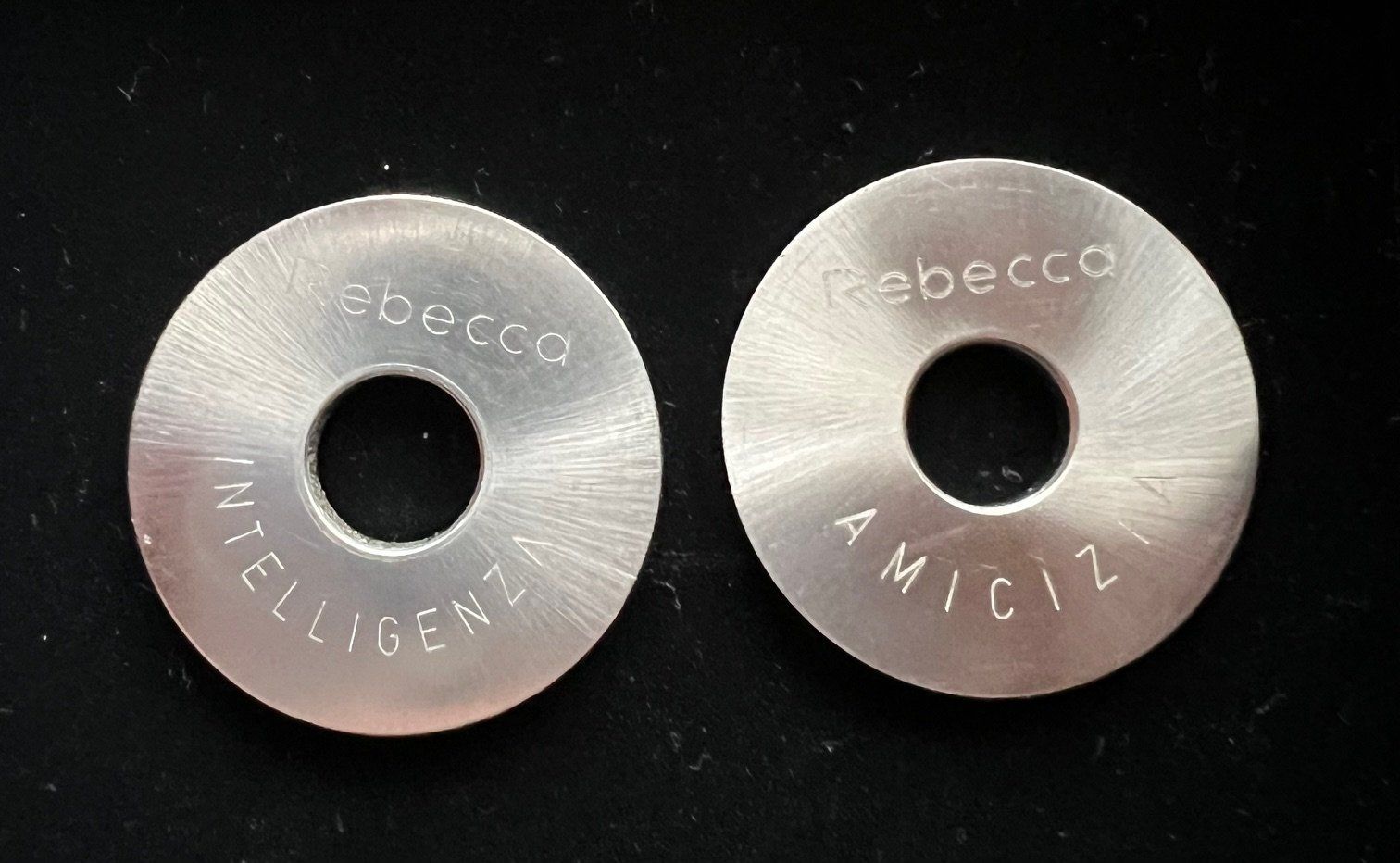 Ciondoli: 2 pendentifs de Rebecca – Usato da Leysin venduto da Plongeurfou 1