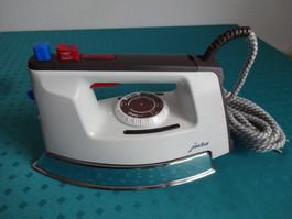 "Jura " Bügeleisen Typ 362 / 1200 Watt
