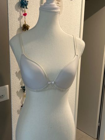 BH mit Bügel weiss von Calida Gr. 75B