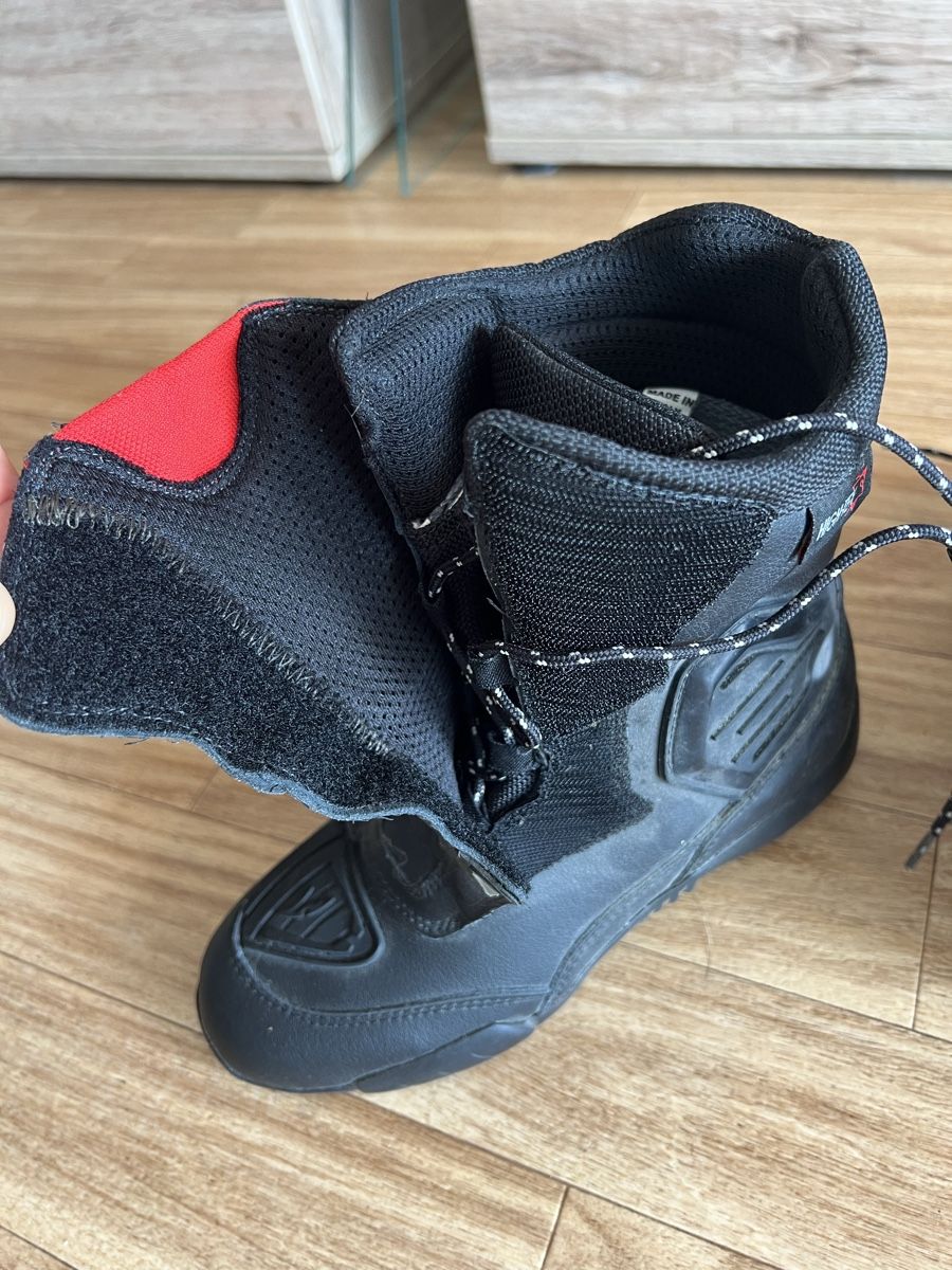 Scarpe da uomo: Stivali moto – Usato da Massagno venduto da ric_dq7h 3