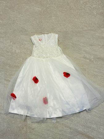 Festliches Mädchenkleid, Grösse 116, Top Zustand!