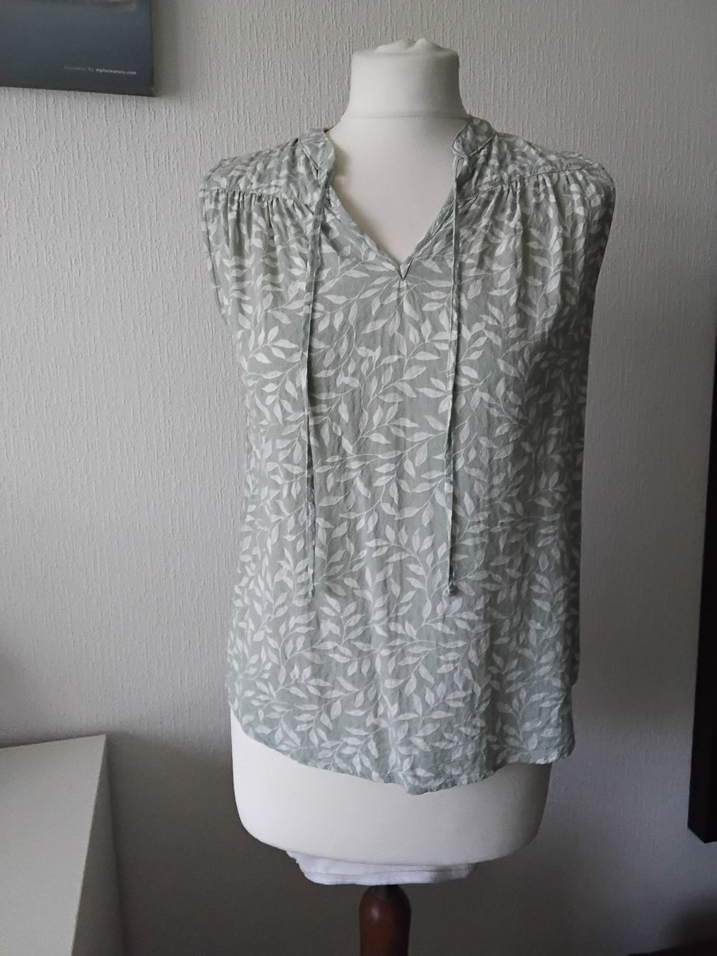 C&A Tops: Top léger fleuri C&A T.38 – Neu (gemäss Beschreibung) aus Chêne-Bourg von Fio994