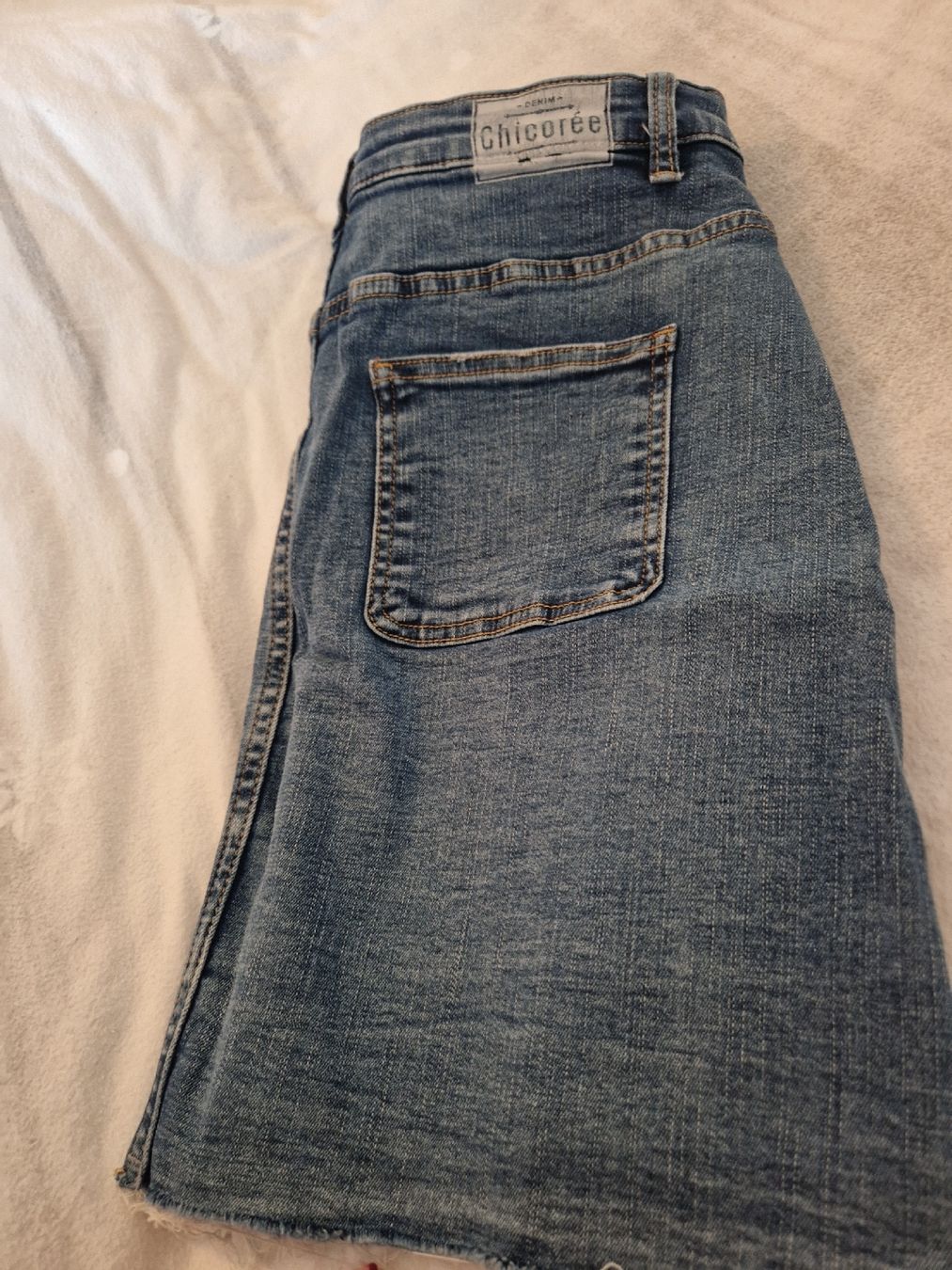 Lotti di vestiti: Jeansrock und Short M – Usato da Ebikon venduto da kov_9vqb 2