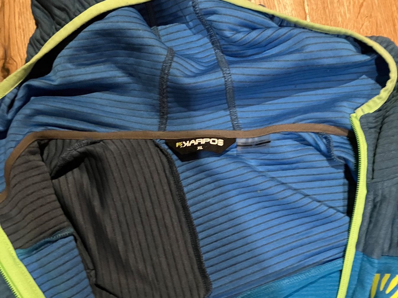 Giacche: Fleece Jacket Karpos blue black used condition – Usato da Les Diablerets venduto da RenaudRichardet 1