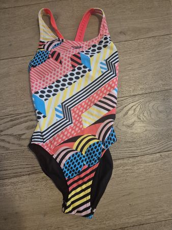 Speedo maedchen schwimanzug Gr.12j (152)