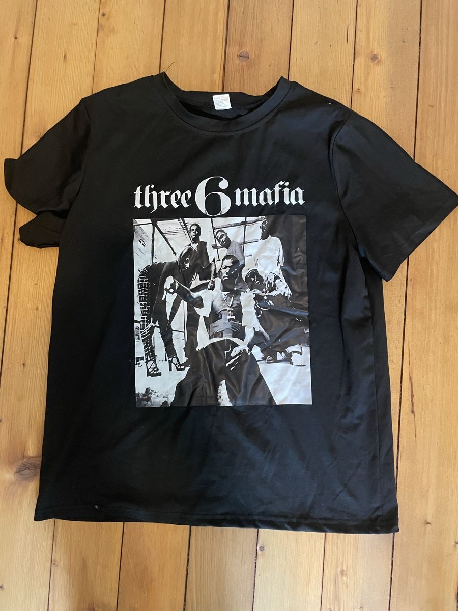 T-shirt: vintage Tshirts – Usato da Bern venduto da VincentCassel 1