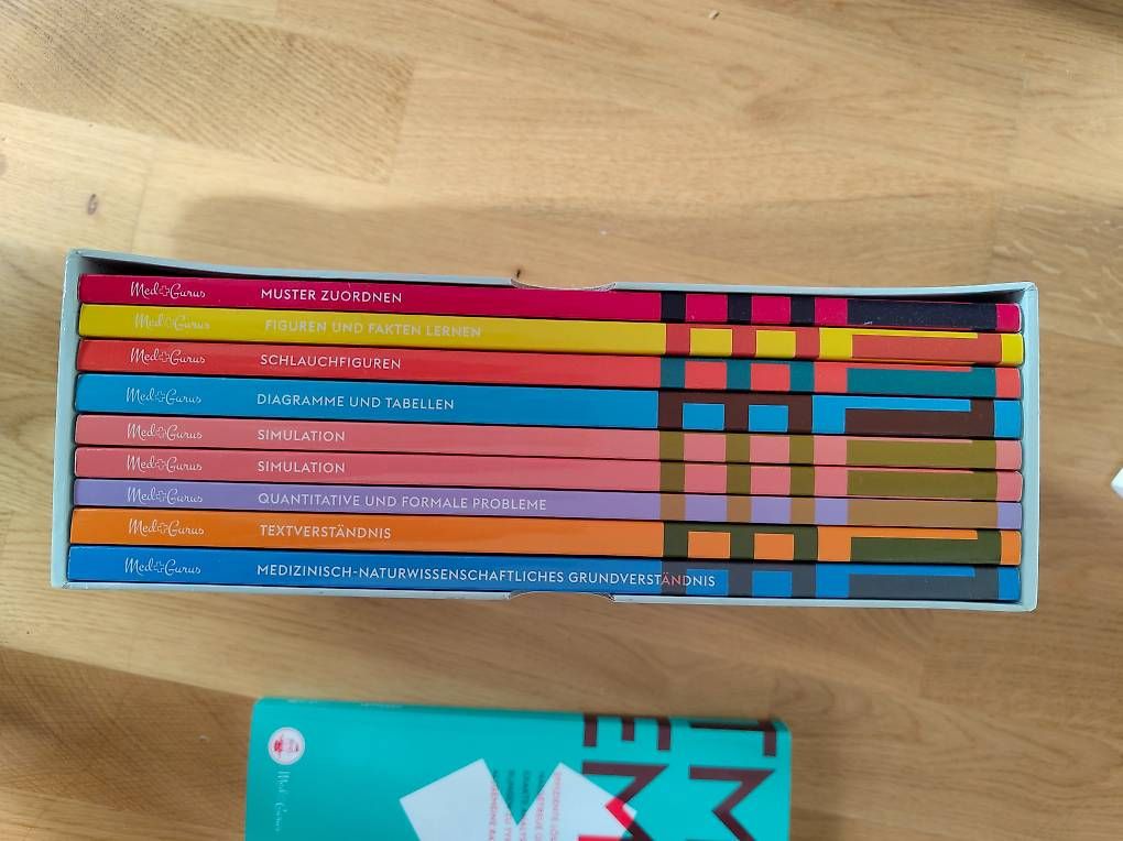 Livres: Diverse Numerus Clausus NC Bücher – D'occasion à Zürich par sil_2ygd 1
