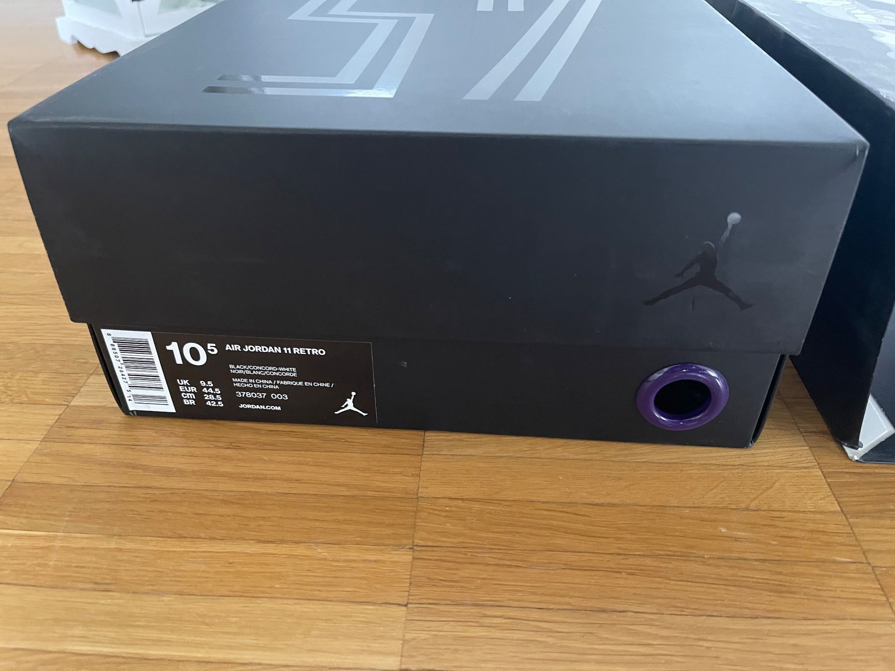 Jordan Scarpe da uomo: Air Jordan 11 – Nuovo (secondo la descrizione) da Fällanden venduto da mat_pb82 1