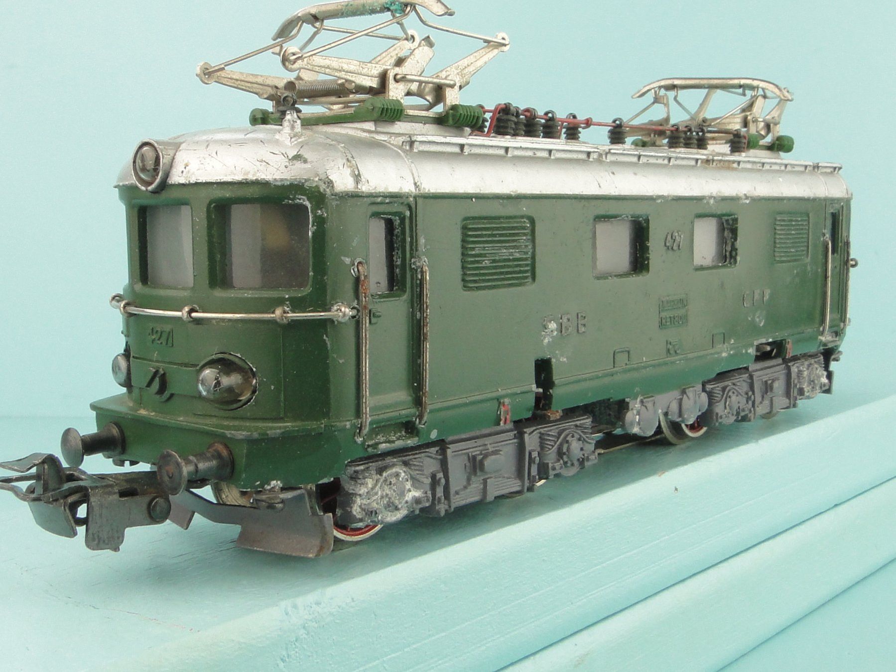 Märklin Modelleisenbahnen: Märklin RET 800 RE 4/4, DEFEKT – Gebraucht aus Bülach von cann11