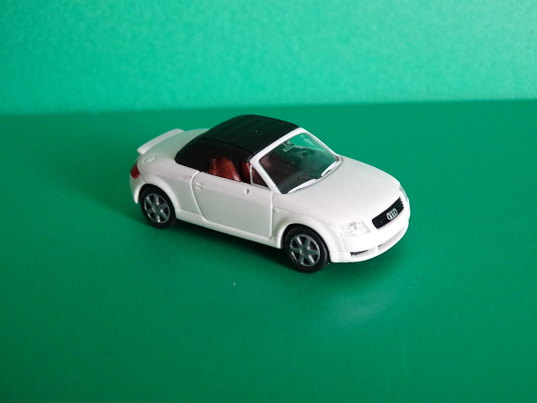 Rietze Modellini d'auto: Audi TT von Rietze 1/87 – Usato da Bretzwil venduto da Meex 1