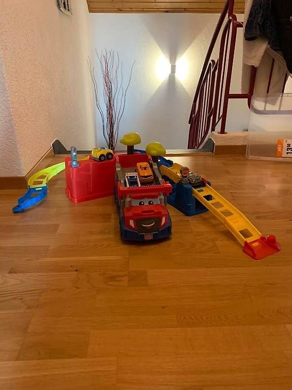 Spielzeuge: Mega bloks Circuit voiture – Gebraucht aus Cugy VD von dianette81 1