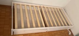 Bettgestell mit Lattenrost 90 x 200cm