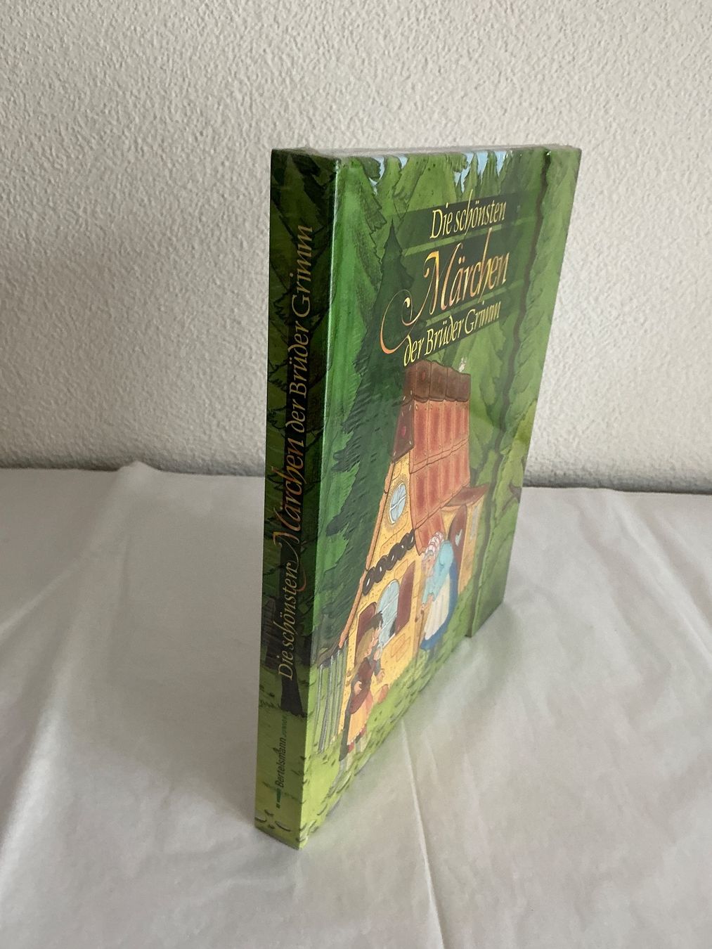 Libri: Märchenbuch: Die schoensten Maerchen der Brueder Grimm – Nuovo e nell'imballaggio originale da Zollikerberg venduto da Bicemei 2