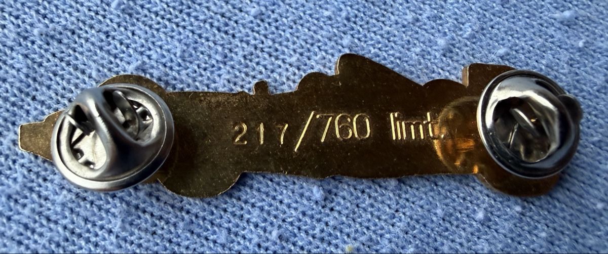 Ferrari Placchette & Badge: Ansteckpins Ferrari + Helm M.Schumacher – Usato da Schwadernau venduto da Spitz64 1