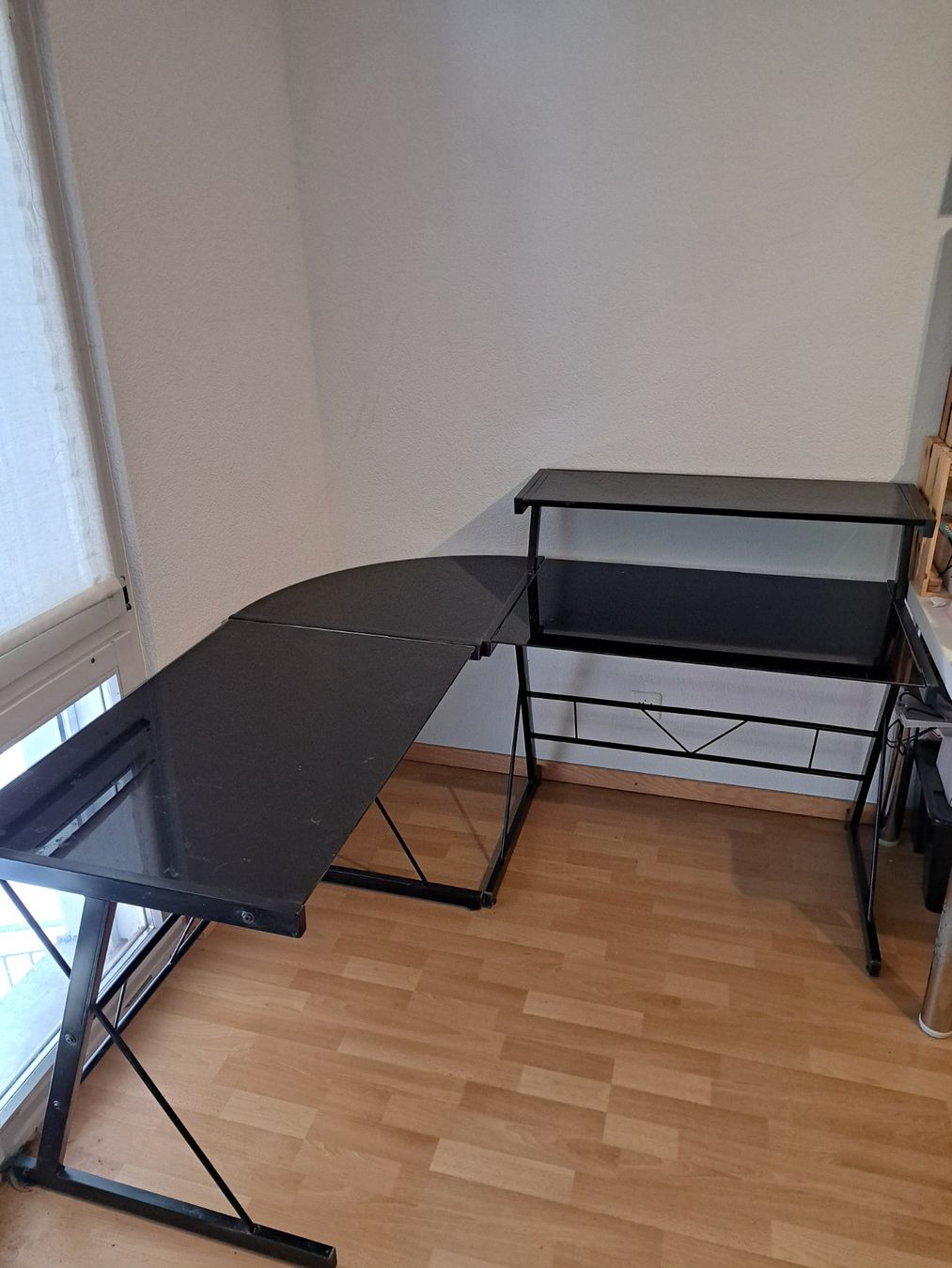 Scrivanie: Bureau d'angle – Usato da Neuchâtel venduto da Prune09