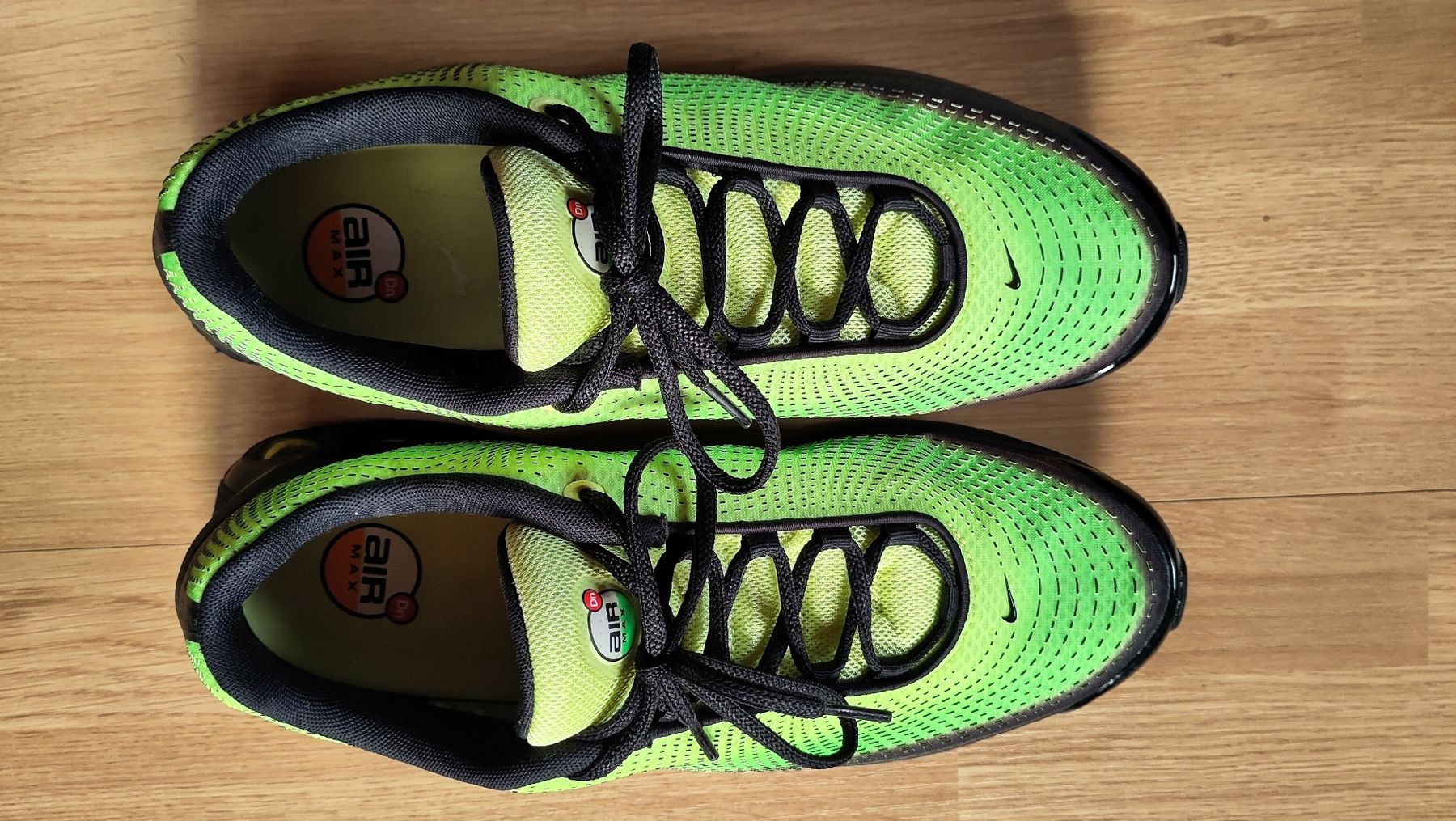 Nike Scarpe da uomo: Nike Air Max Dn – Nuovo (secondo la descrizione) da Cumbel venduto da anj_b8wj 3