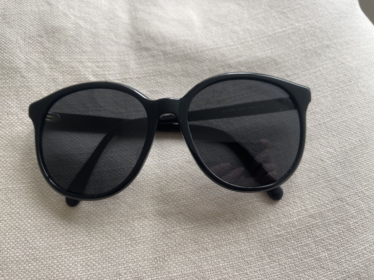 Givenchy Occhiali & Lenti: Sonnenbrille Givenchy GV 7107/S – Usato da Küsnacht ZH venduto da divarocci 3