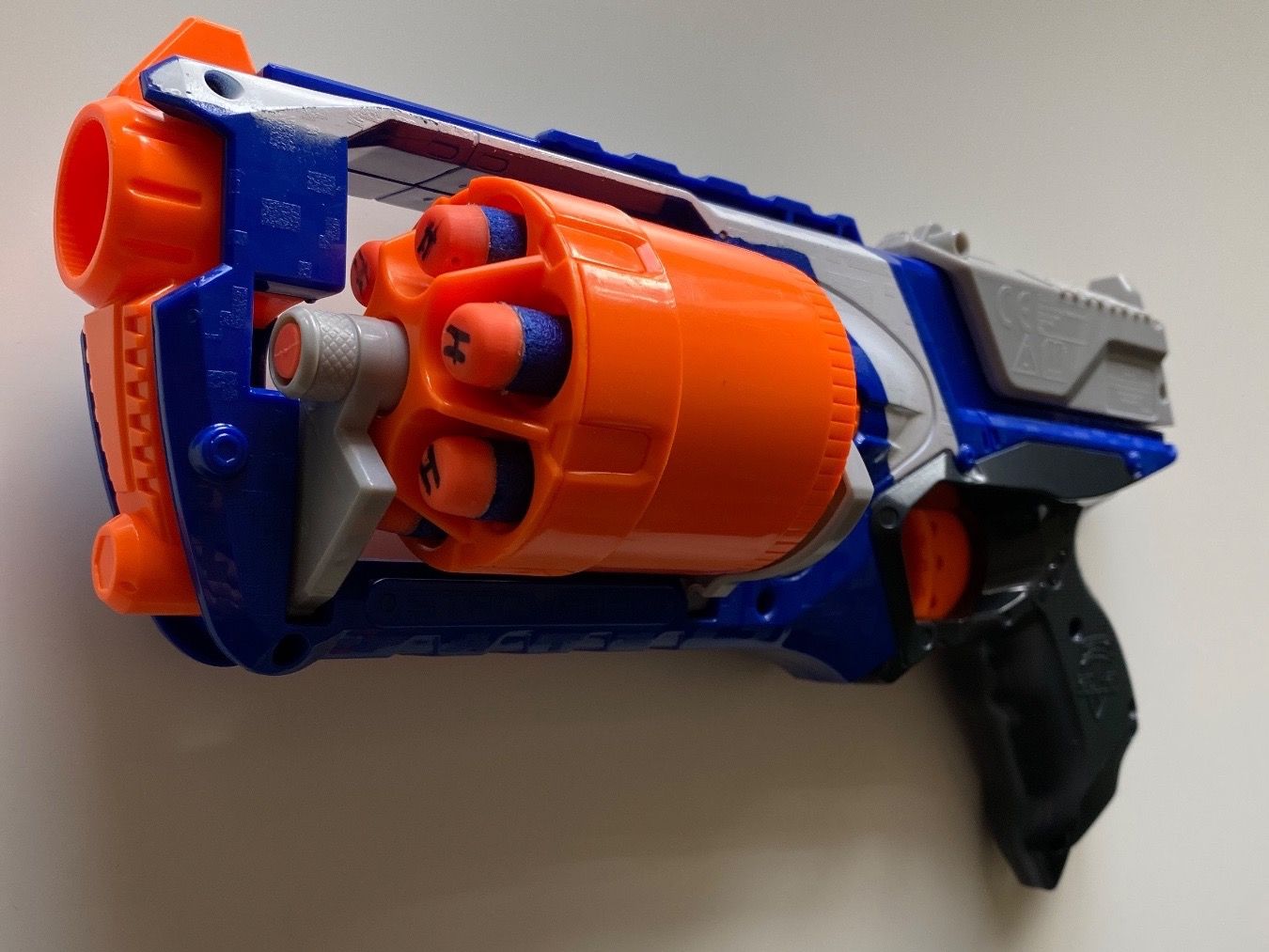 Nerf Spielzeuge: NERF Strongarm – Gebraucht aus Corcelles NE von Hugo_W 2