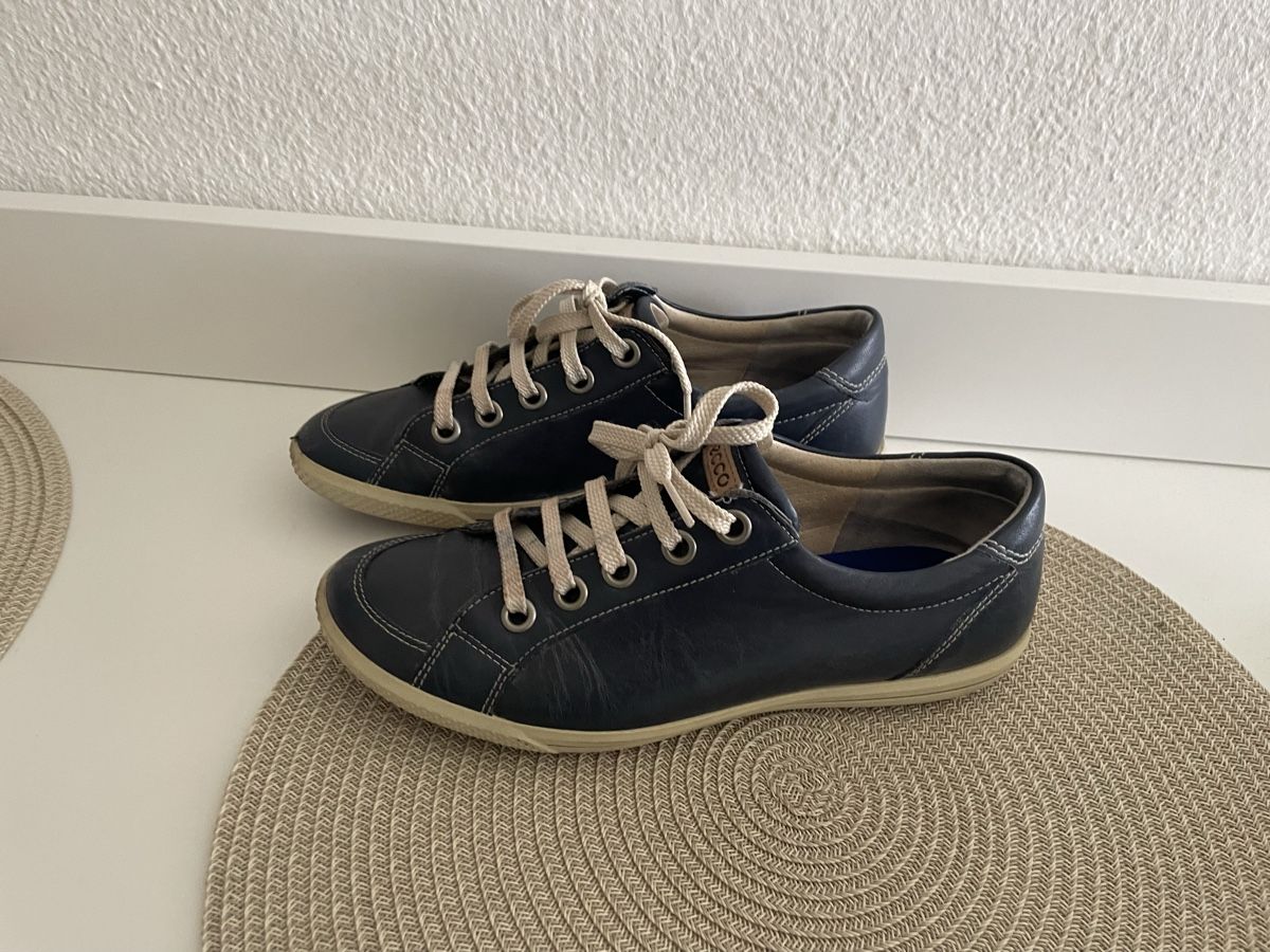 Ecco Scarpe da donna: Chaussures ECCO bleues en cuir, taille 38, – Usato da Lyss venduto da ukiuki21