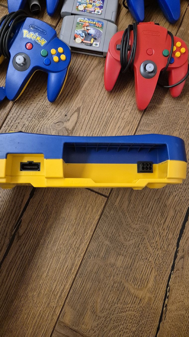 Nintendo Konsolen: Nintendo 64 Pikachu Edition Konsole mit Spielen & Controller – Gebraucht aus Busswil TG von one123 5