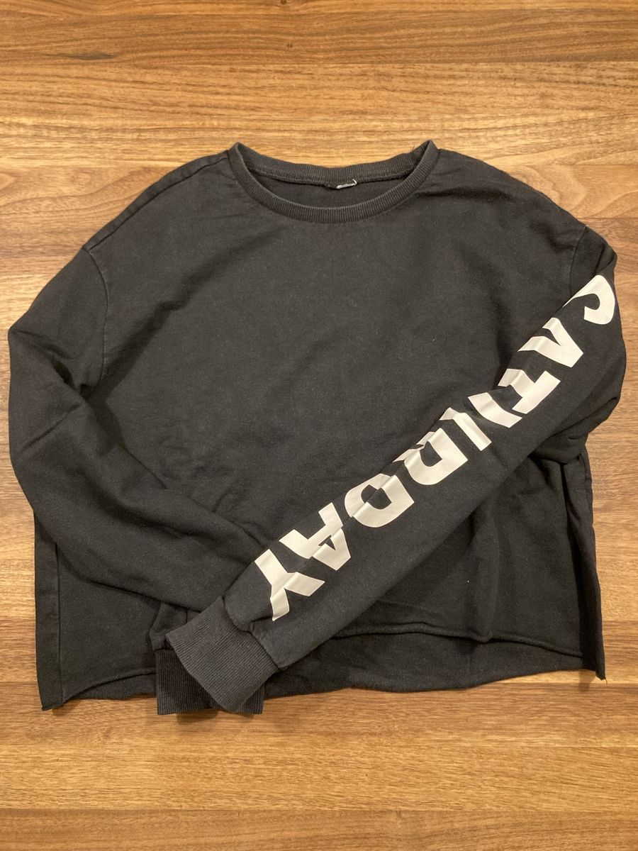 Pullover & Sweatshirts: Schwarzer Pulli Gr M – Gebraucht aus Kesswil von Branca-01