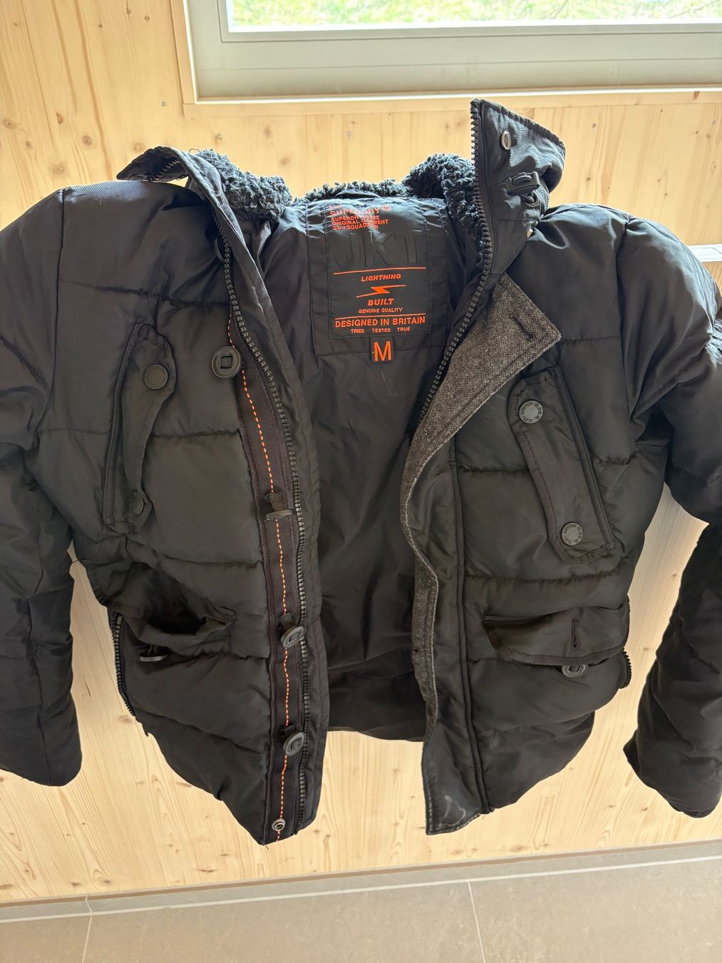 Superdry Giacche: Superdry Bomber – Usato da Romont BE venduto da n.gfeller