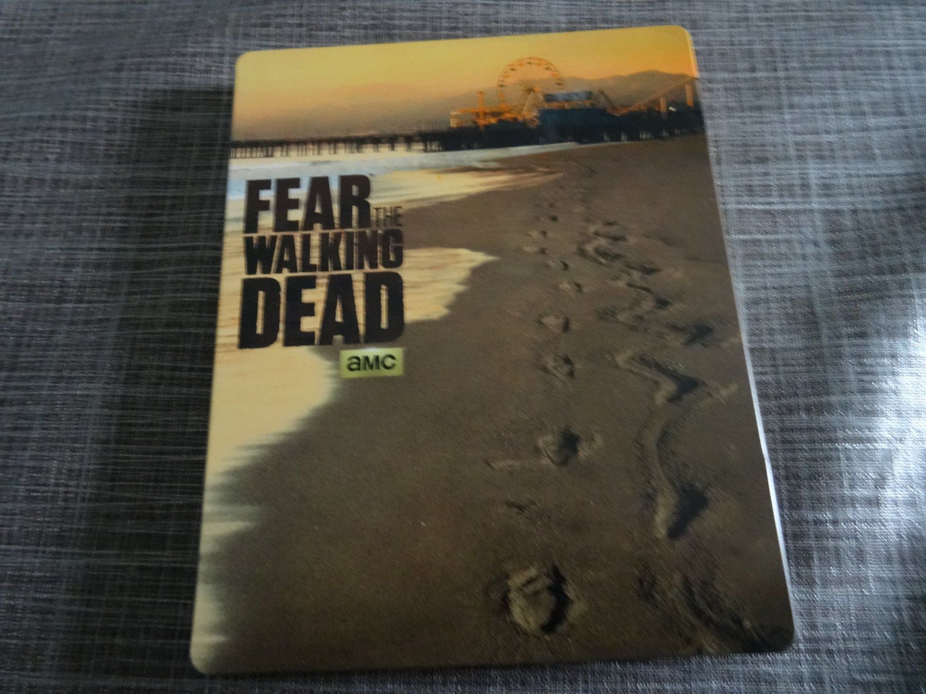 Tutti i DVDs: Fear the Walking Dead - Erste Staffel BLU-RAY – Usato da Olten venduto da Disc-Verkauf