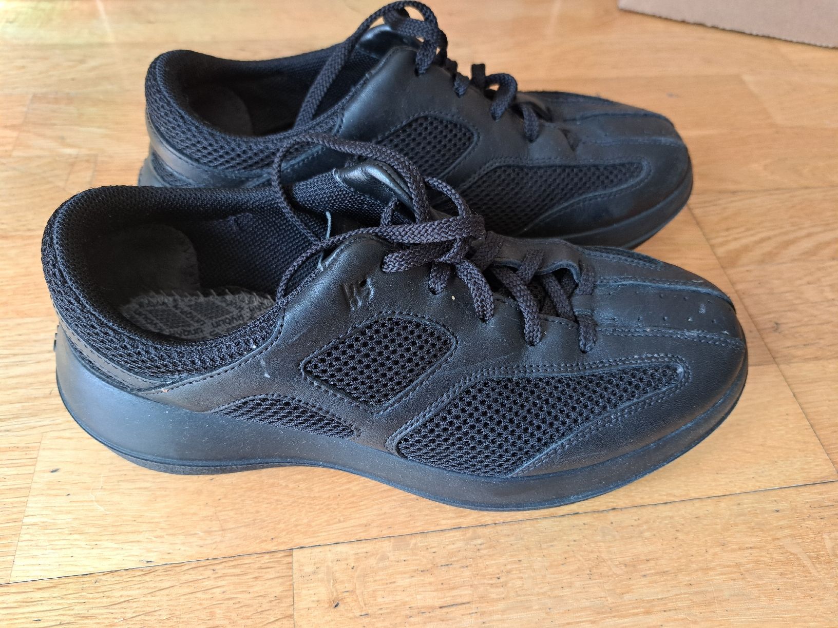 Kybun Scarpe da uomo: Kybun Schuh 39 2/3 – Usato da Zürich venduto da lallafu 1
