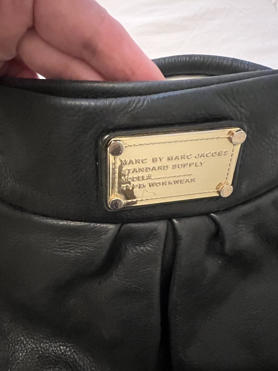 Marc Jacobs Borse: Marc by Marc Jacobs Black Leather Bag - Great condition  – Usato da Zürich venduto da ginag2684 1