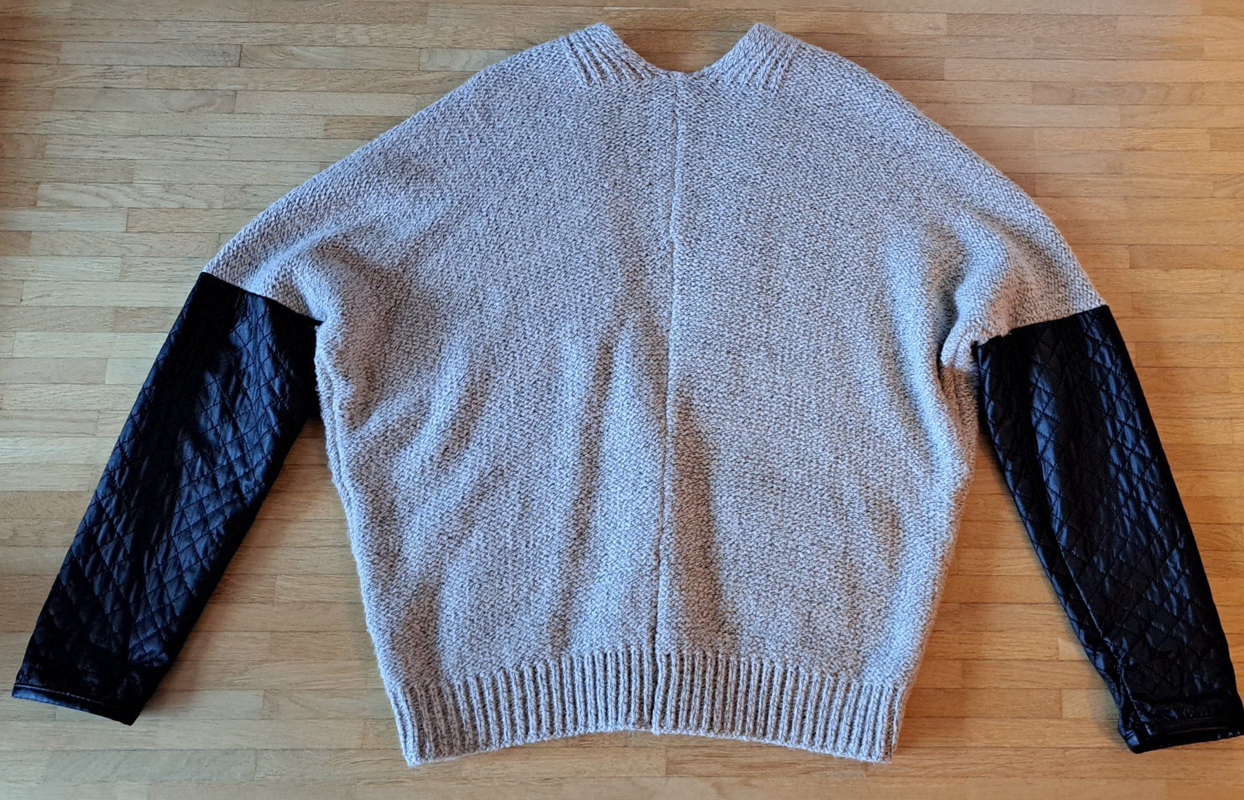 Gilet & Giacche senza maniche: Gilet tricot – Nuovo (secondo la descrizione) da Le Mont-sur-Lausanne venduto da olatiu 4