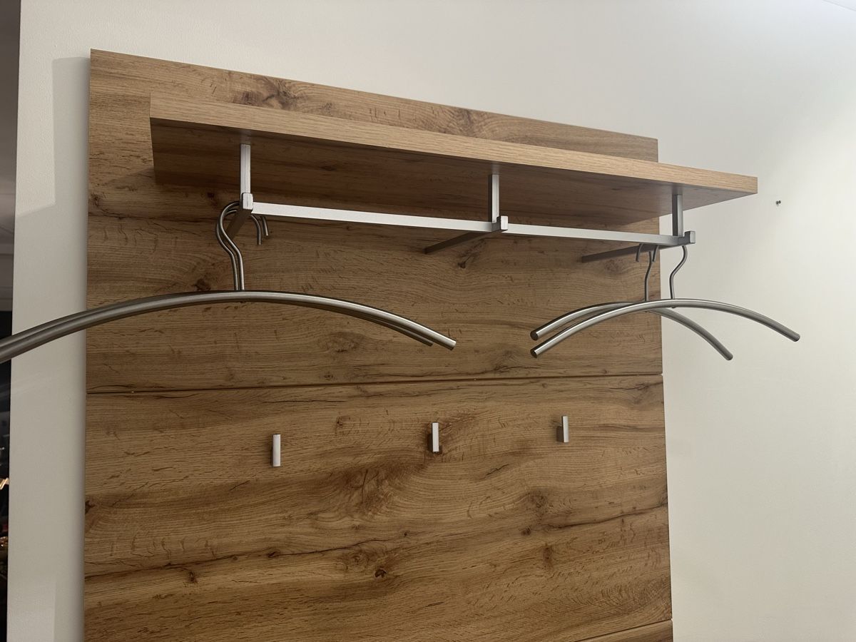 Guardaroba: Garderobenpaneel in Holzoptik – Usato da Zürich venduto da von_7vbl 2