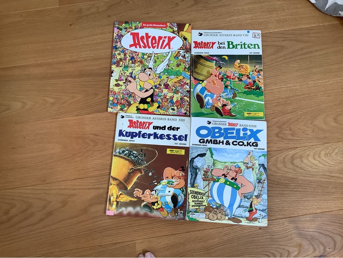 BD: Asterix 4 mal  – D'occasion à Veltheim AG par mollilove