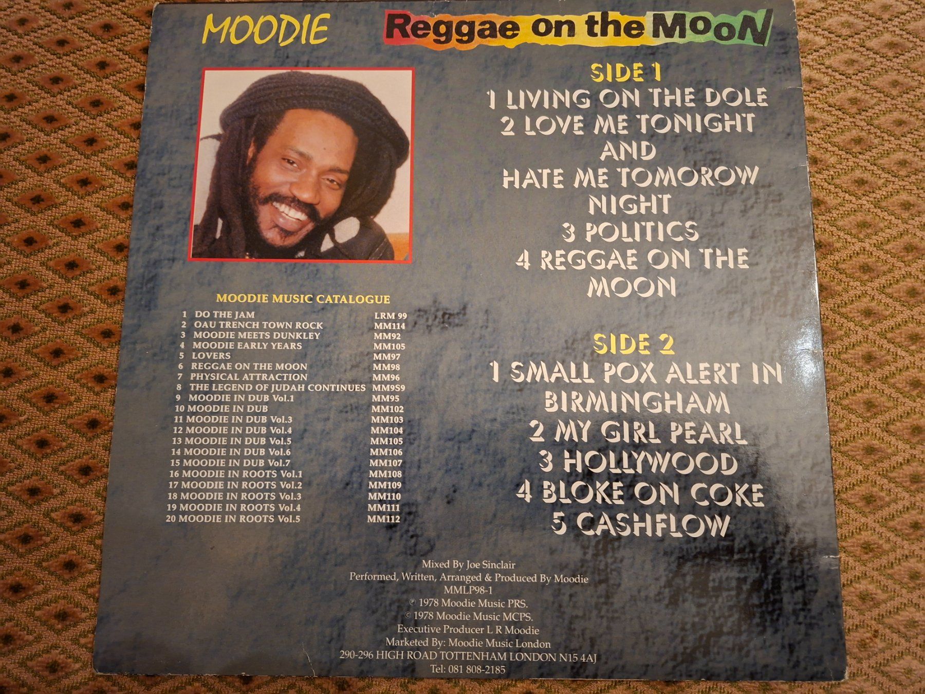 Dischi in vinile: Reggae LP - Moodie - Reggae On The Moon – Usato da Bernex venduto da Wannabehasbeen01 1