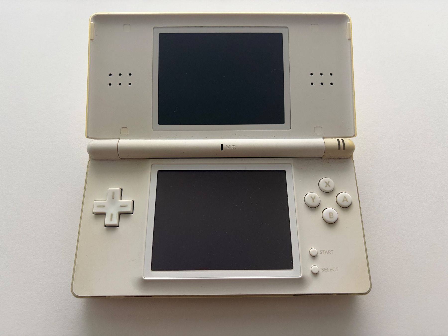 Nintendo Consoles: Nintendo DS Lite – D'occasion à Reinach BL par DreamerVibe