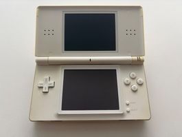 Nintendo DS Lite