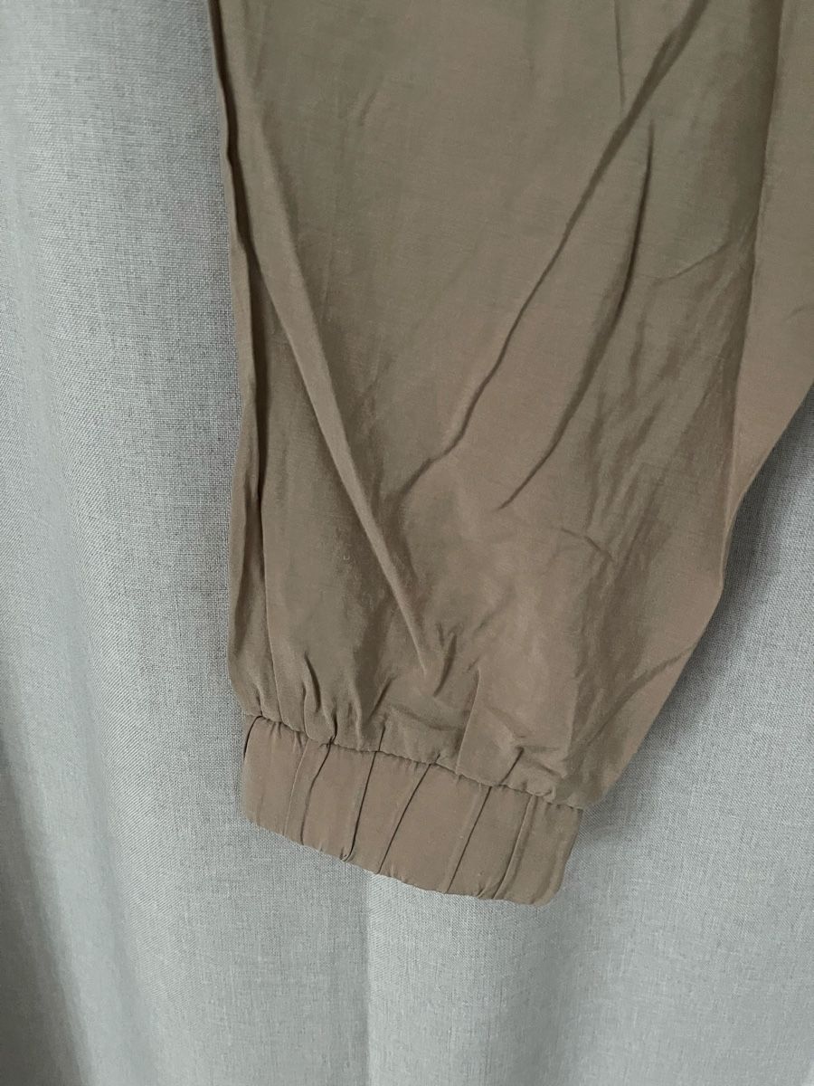 Zara Pantaloni: Zara Hose beige aus Modal Gr S Versand 9.- – Usato da Meilen venduto da ana9 3