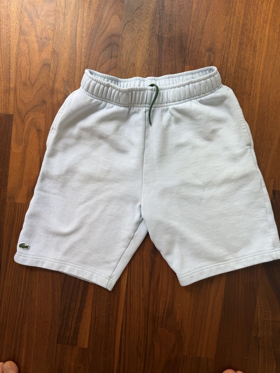 Lacoste Pantalons: Lacoste Shorts Gr. 152 – D'occasion à Thalwil par Nbquincy72