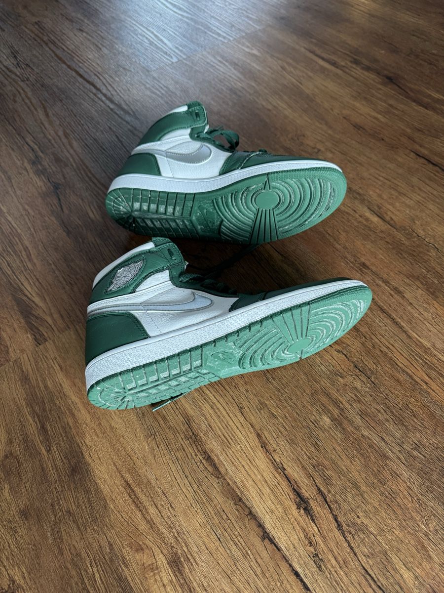 Jordan Scarpe da uomo: Jordan 1 Retro High OG Gorge Green – Usato da Brittnau venduto da Lostw4nted 5